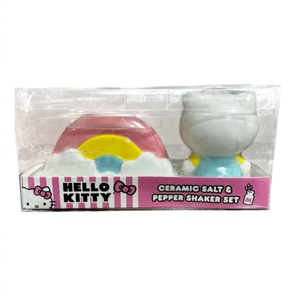 NEW Hello Kitty Salt and Pepper Shakers - Picture 4 of 4